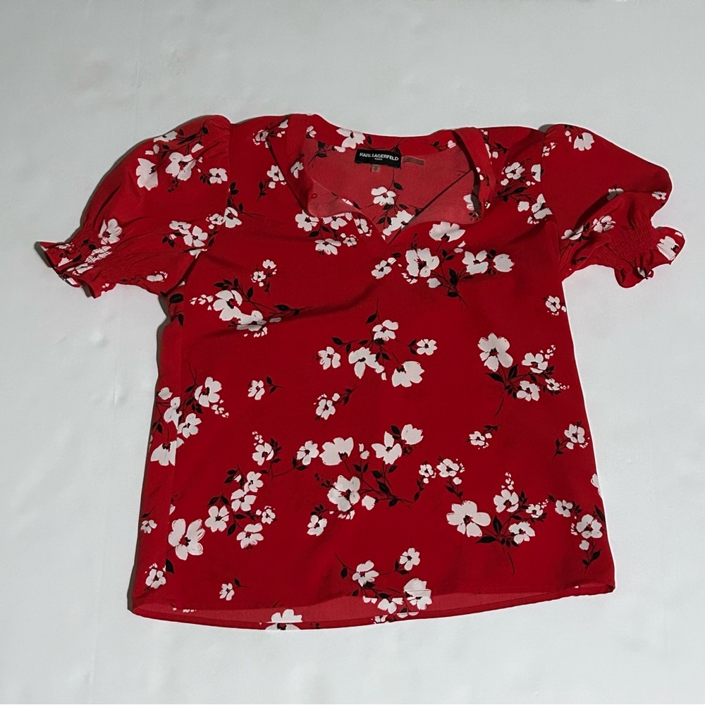 Karl Lagerfeld Paris Women’s Red Floral Blouse - Short Sleeve Petite Small